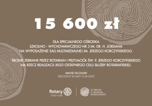 Czek na 15 600 zł.