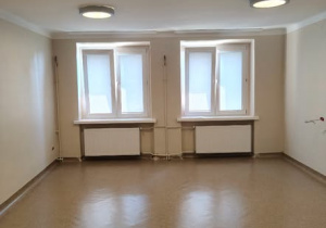 Zdjęcie pustego pomieszczenia-świetlicy internatu.