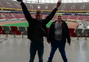 Chlopiec na Stadionie Narodowym w Warszawie
